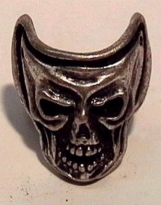 Maschera demoniaca